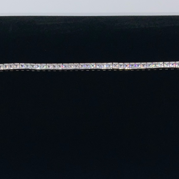 Princess Cut Bracelet - Picture 8 of 13